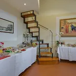 Dei Guelfi Bed & Breakfast 4*
