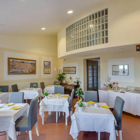 Bed & Breakfast Dei Guelfi 4*