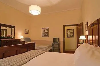 B&B 로칸다 데이 구엘피 4*